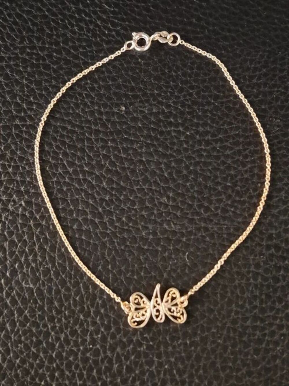 Gold Tone Vintage Style Filigree Butterfly Anklet